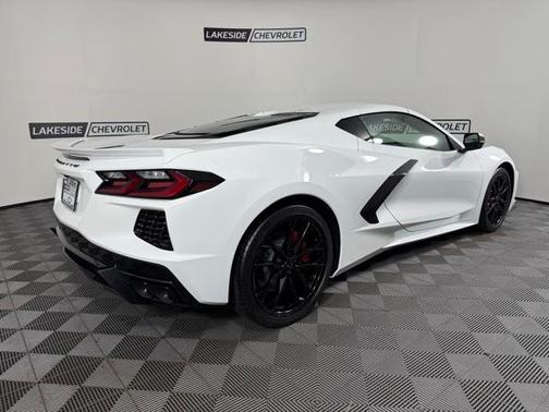 2026 Chevrolet Corvette Stingray w/1LT
