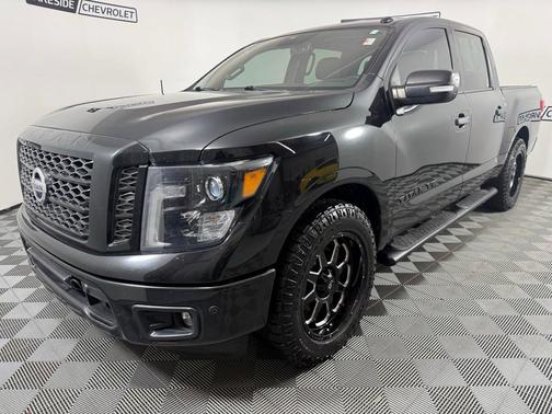 2018 Nissan Titan SV