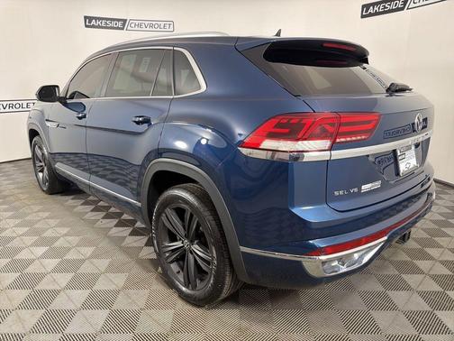 2022 Volkswagen Atlas Cross Sport 3.6L V6 SEL R-Line