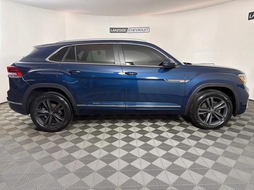 2022 Volkswagen Atlas Cross Sport 3.6L V6 SEL R-Line