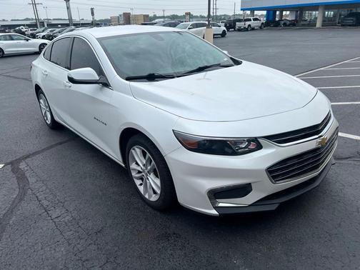 2017 Chevrolet Malibu 1LT