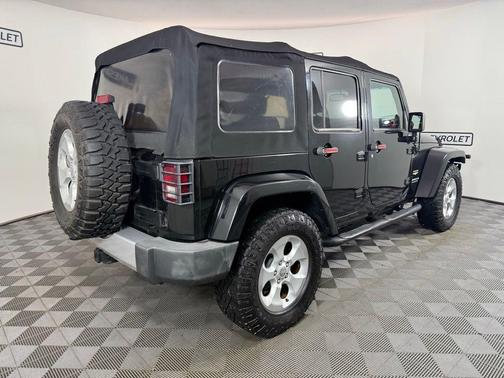 2013 Jeep Wrangler Unlimited Sahara
