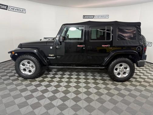 2013 Jeep Wrangler Unlimited Sahara