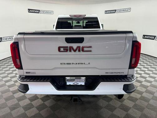 2020 GMC Sierra 2500 Denali