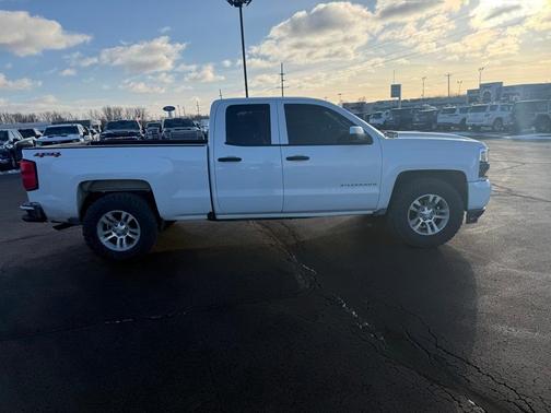 2018 Chevrolet Silverado 1500 WT