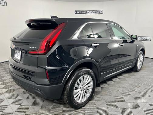 2024 Cadillac XT4 Luxury