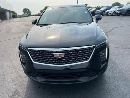 2024 Cadillac XT4 Luxury