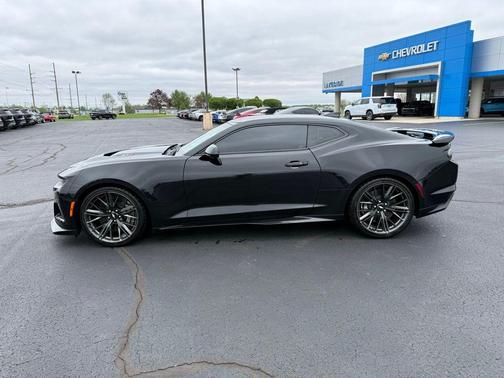 Black 2019 Chevrolet Camaro ZL1