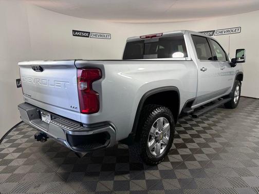 Silver Ice Metallic 2022 Chevrolet Silverado 2500 LTZ