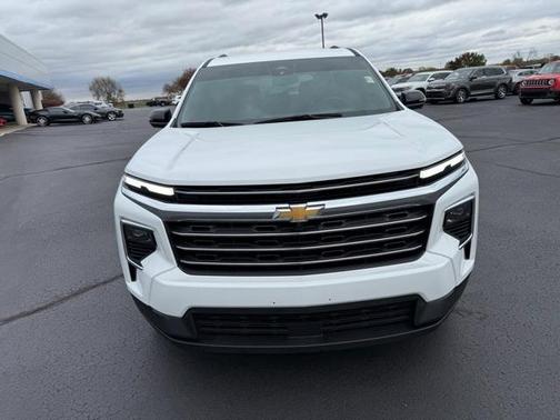 2024 Chevrolet Traverse LT