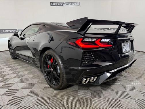 Black 2020 Chevrolet Corvette Stingray w/3LT