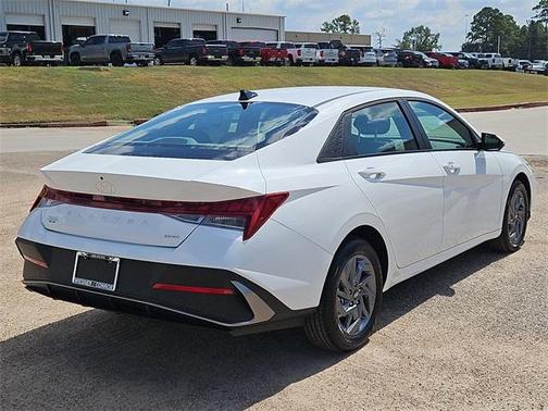 2025 Hyundai ELANTRA HEV Blue