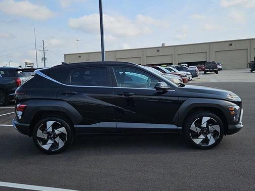 Abyss Black Pearl 2026 Hyundai KONA Limited
