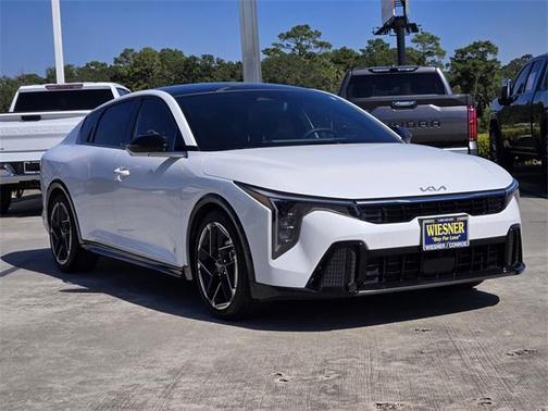 2025 Kia K4 GT-Line