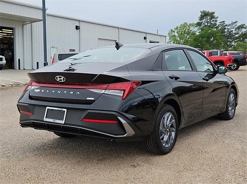 2025 Hyundai ELANTRA HEV Blue