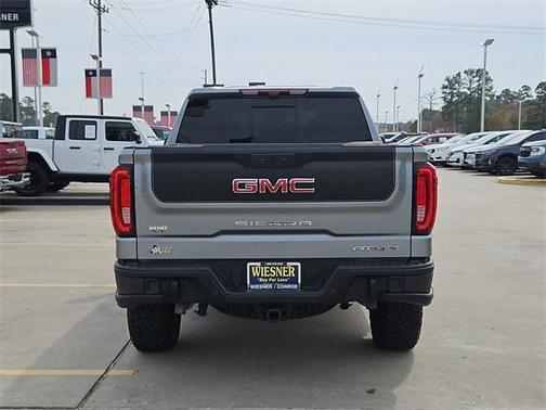 2023 GMC Sierra 1500 AT4X