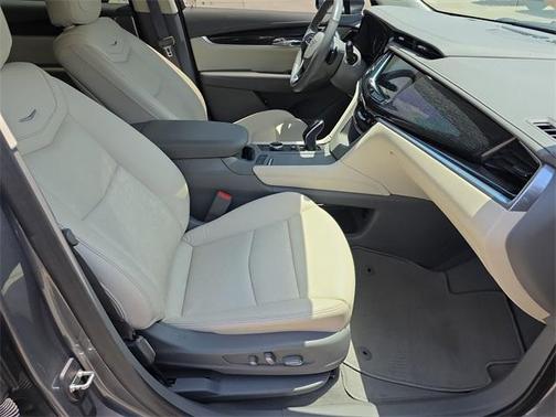 2021 Cadillac XT6 Premium Luxury FWD