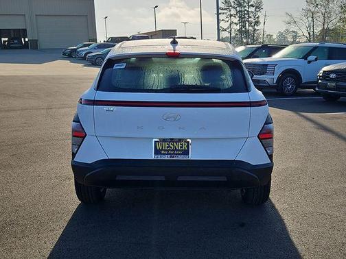 Atlas 2026 Hyundai KONA SE
