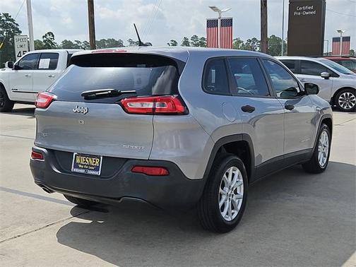 2015 Jeep Cherokee Sport