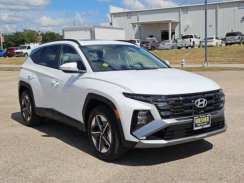 White Pearl 2026 Hyundai TUCSON SEL Premium