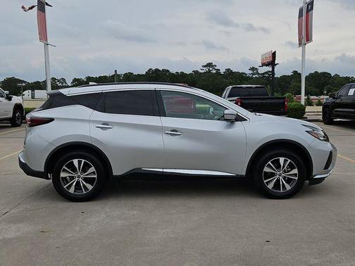 Brilliant Silver Metallic 2023 Nissan Murano SV