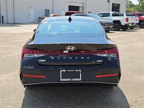 2025 Hyundai ELANTRA HEV Blue