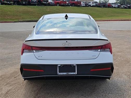2025 Hyundai ELANTRA HEV SEL Sport