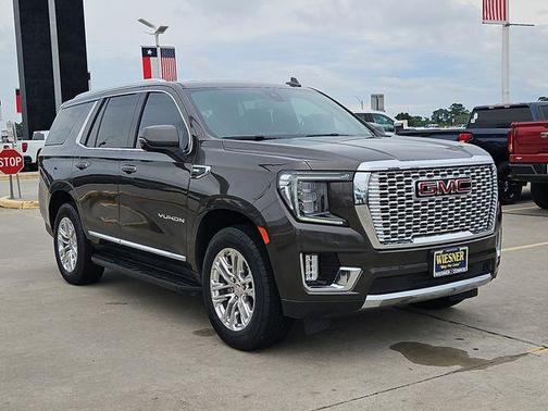 Quartz Metallic 2021 GMC Yukon SLT