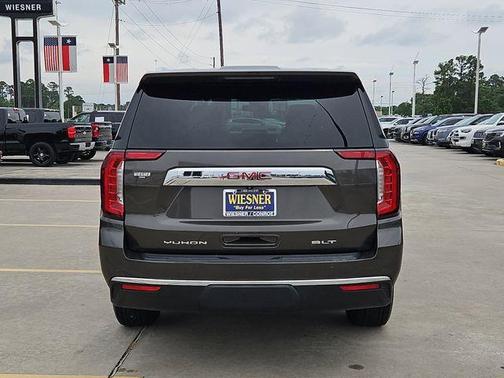 Quartz Metallic 2021 GMC Yukon SLT