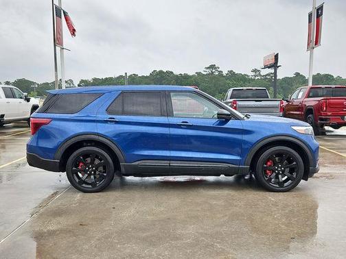 Blue Metallic 2021 Ford Explorer ST