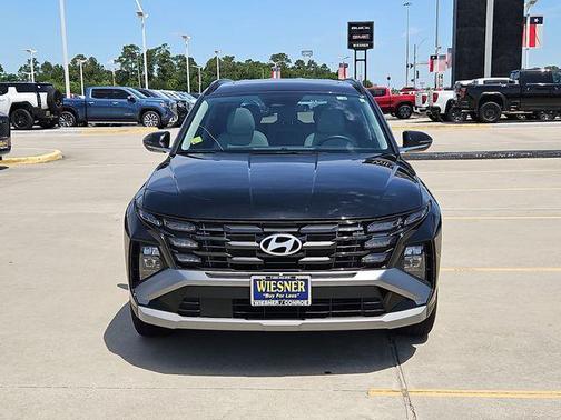 Phantom Black 2025 Hyundai TUCSON SEL Convenience
