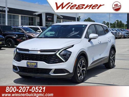 White Pearl 2024 Kia Sportage EX