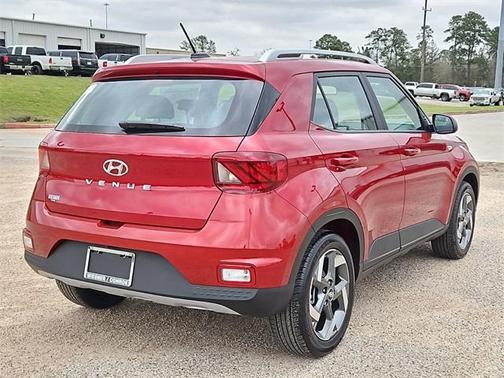 2025 Hyundai VENUE Limited