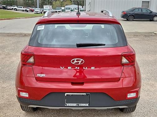 2025 Hyundai VENUE Limited