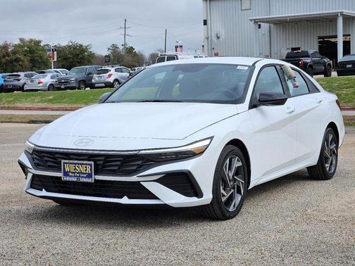 White 2025 Hyundai ELANTRA HEV SEL