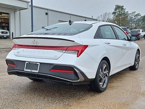 White 2025 Hyundai ELANTRA HEV SEL Sport
