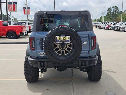 2023 Ford Bronco Base