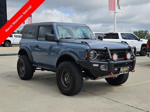 Azure Gray Metallic 2023 Ford Bronco Base