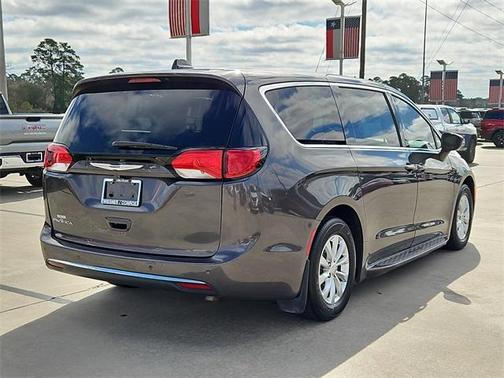 2018 Chrysler Pacifica Touring Plus