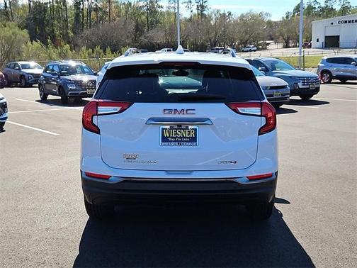 2022 GMC Terrain AT4