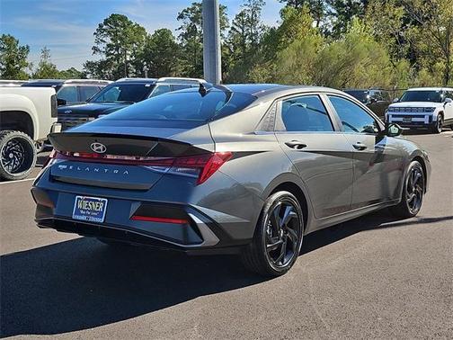 2026 Hyundai ELANTRA SEL