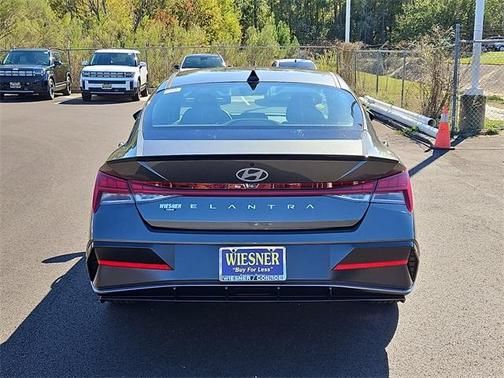 2026 Hyundai ELANTRA SEL