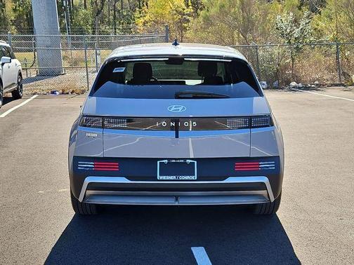 Cyber Gray 2026 Hyundai IONIQ 5 SEL