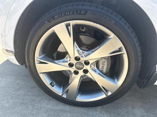 2022 Genesis GV80 2.5T