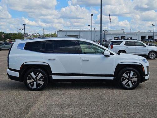 Snow White Pearl 2026 Hyundai IONIQ 9 SEL