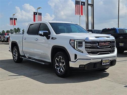 2022 GMC Sierra 1500 SLT