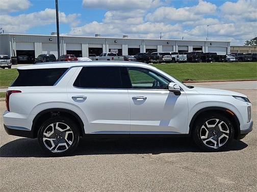 2025 Hyundai PALISADE SEL Premium