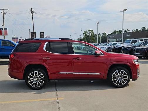 2022 GMC Acadia Denali