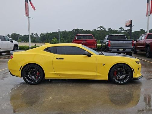 Bright Yellow 2018 Chevrolet Camaro 2SS
