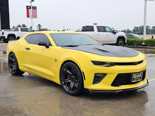 Bright Yellow 2018 Chevrolet Camaro 2SS